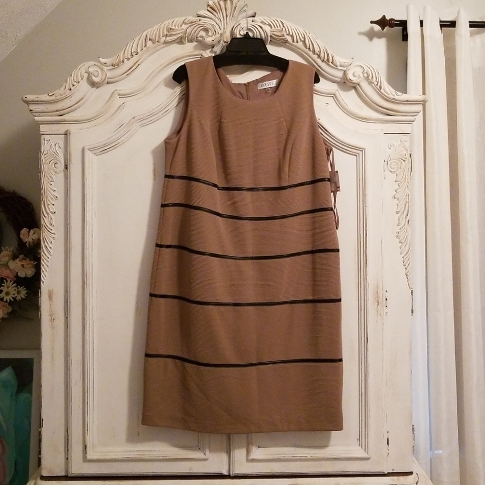 BNWT Kasper Dress with leather detail